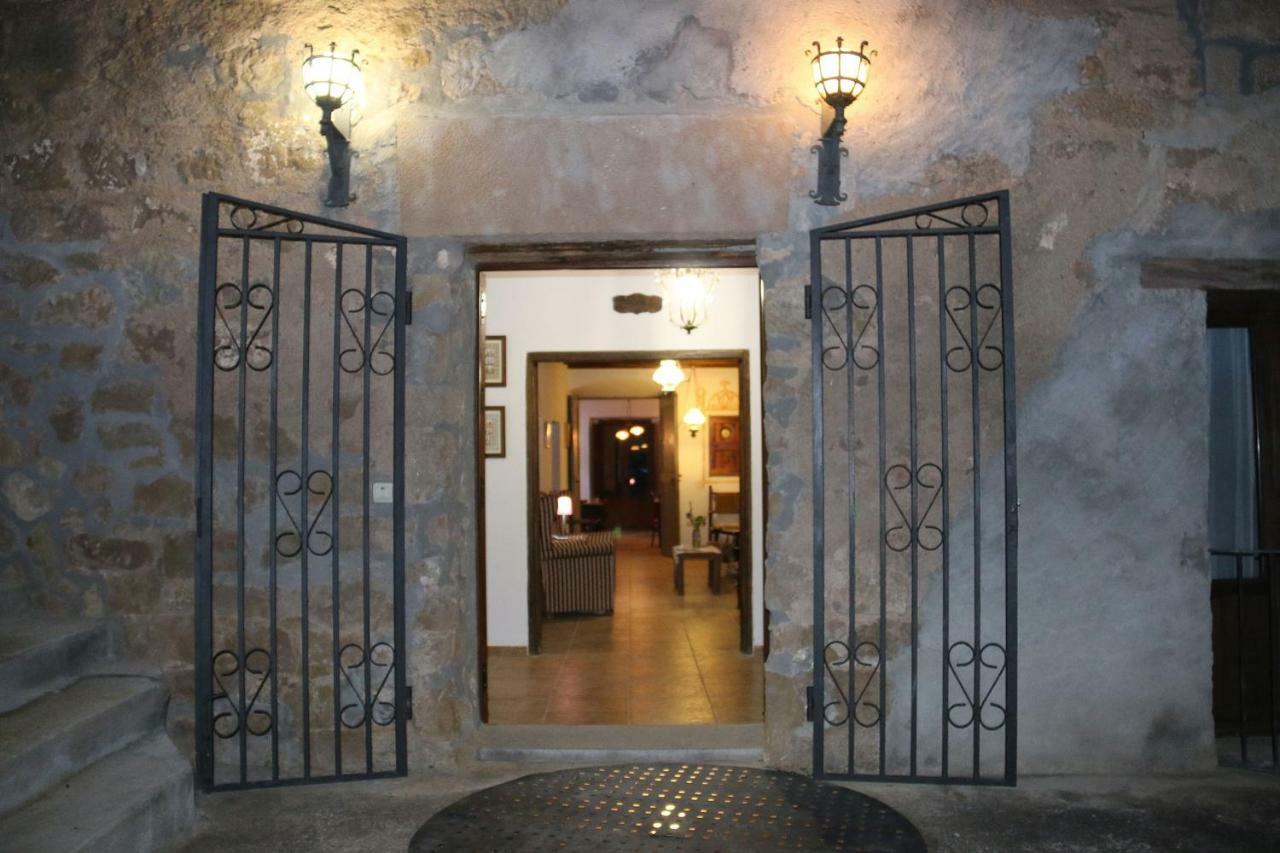 Casa Rural Sant Petrus De Madrona Pinell de Solsones Exterior photo